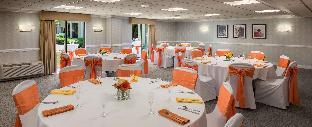 doubletree by hilton hotel chicago wood dale elk grove