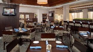 doubletree by hilton hotel chicago wood dale elk grove