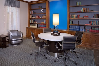 Doubletree By Hilton Hotel Chicago Wood Dale - Elk Grove,Near Rainbow Falls Waterpark,4 star