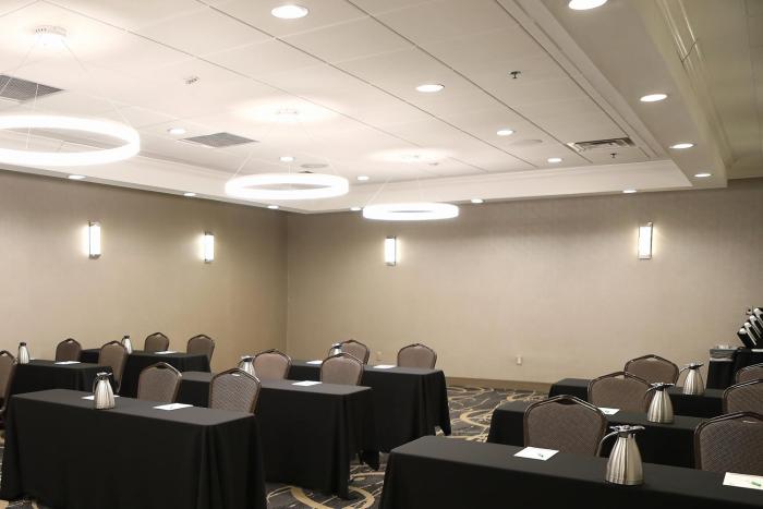 holiday inn chicago ohare area by ihg