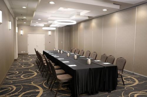 holiday inn chicago ohare area by ihg