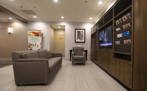 holiday inn chicago ohare area by ihg