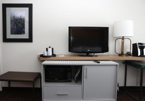 holiday inn chicago ohare area by ihg