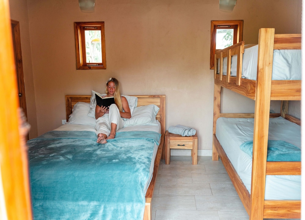 hi cartagena beach club