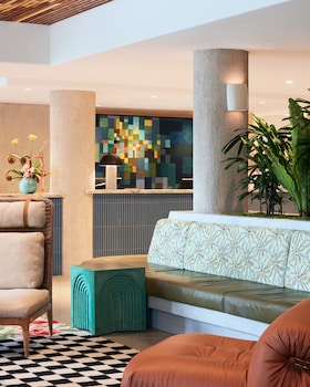 the waikiki sand villa hotel