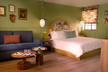 the waikiki sand villa hotel