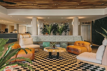 the waikiki sand villa hotel