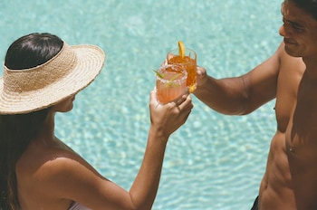 the waikiki sand villa hotel