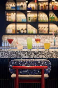 the waikiki sand villa hotel