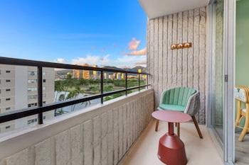 the waikiki sand villa hotel