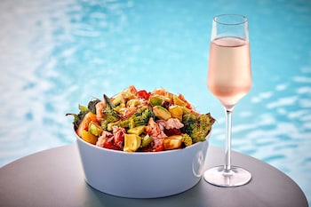 vea newport beach a marriott resort and spa