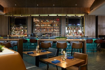 vea newport beach a marriott resort and spa