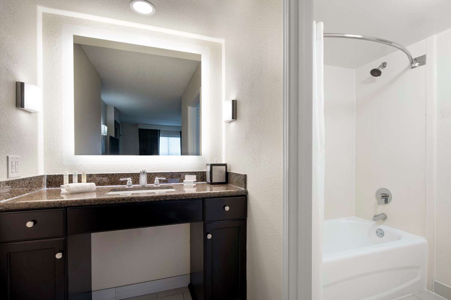 homewood suites by hilton anaheim main gate area