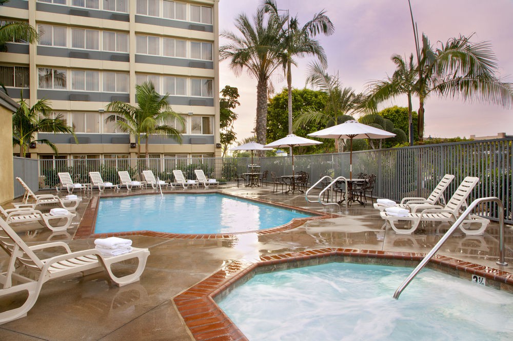 alo hotel by ayres orange