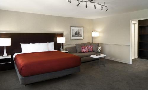 alo hotel by ayres orange