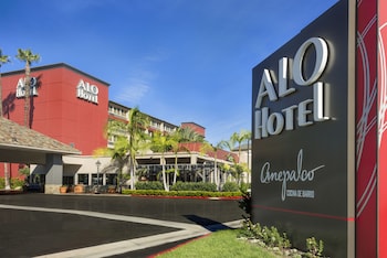 alo hotel by ayres orange