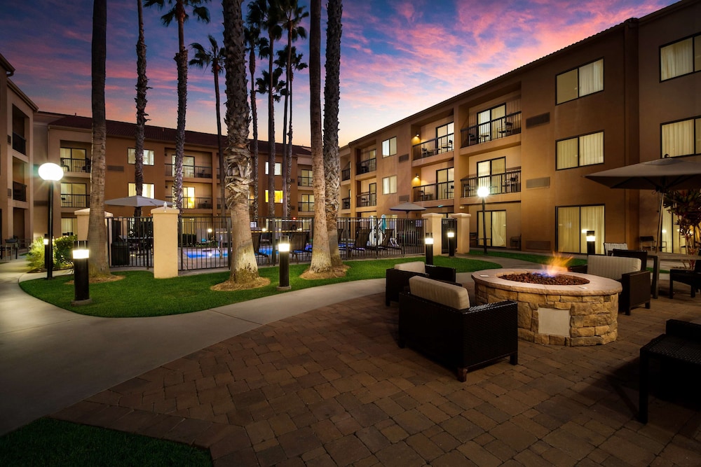 sonesta select huntington beach fountain valley