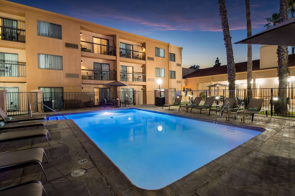 sonesta select huntington beach fountain valley
