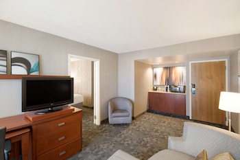 sonesta select huntington beach fountain valley