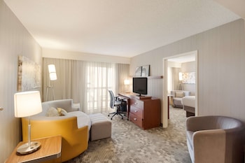 sonesta select huntington beach fountain valley