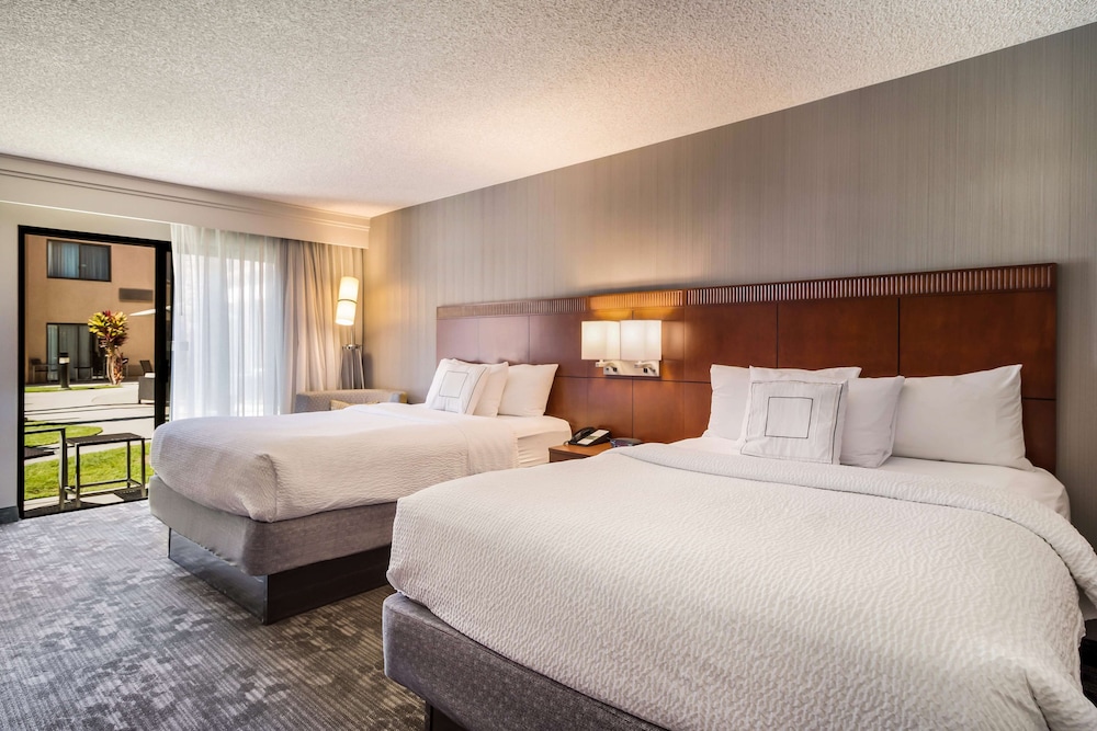 sonesta select huntington beach fountain valley