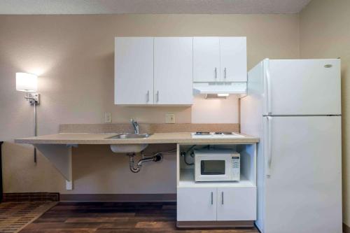 extended stay america suites orange county lake forest