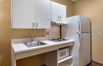 Extended Stay America Suites Orange County Lake Forest,Lake Forest>>Foothill Ranch,3 star