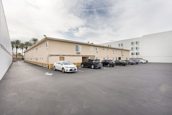 americas best value inn and suites anaheim convention center