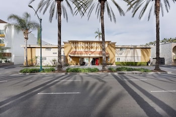americas best value inn and suites anaheim convention center