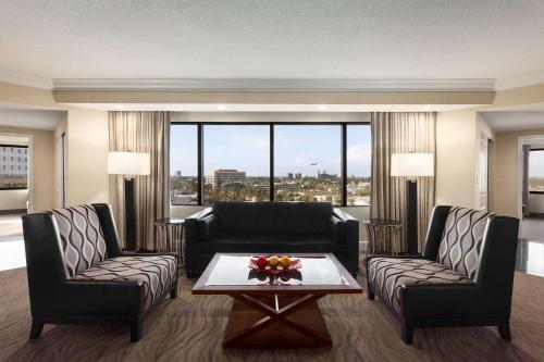 embassy suites by hilton irvine orange county airport