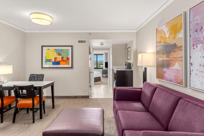 embassy suites by hilton irvine orange county airport