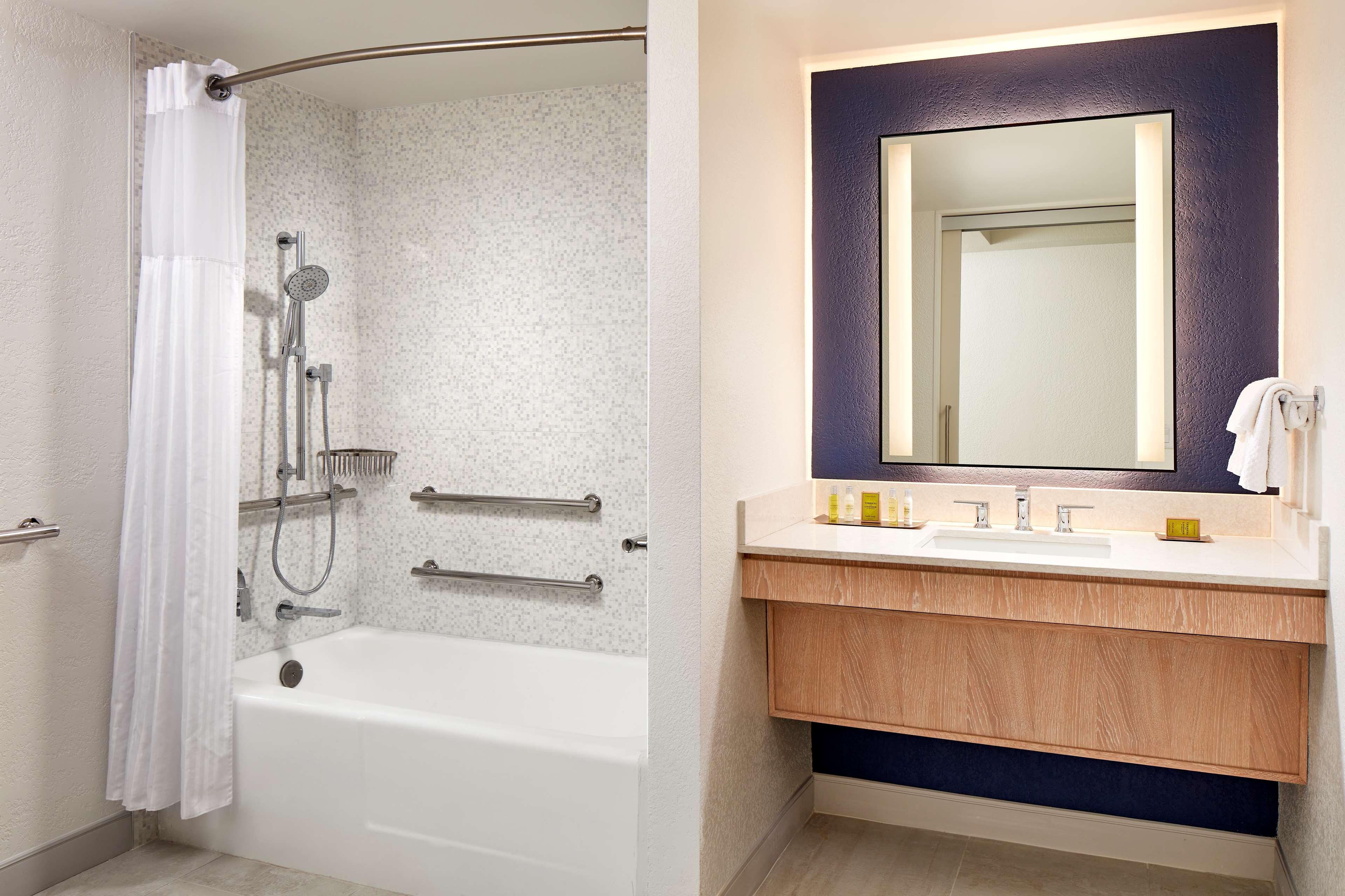 hotel mdr marina del rey a doubletree by hilton