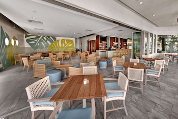 hotel mdr marina del rey a doubletree by hilton