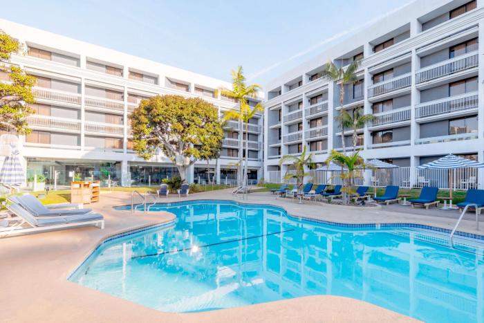 hotel mdr marina del rey a doubletree by hilton