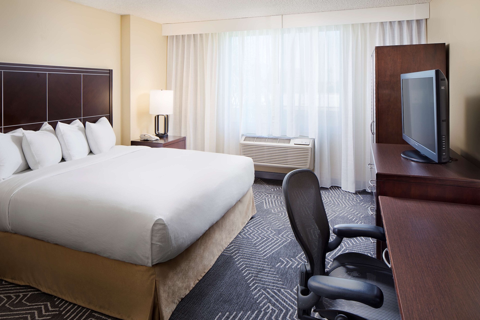 doubletree by hilton los angeles commerce