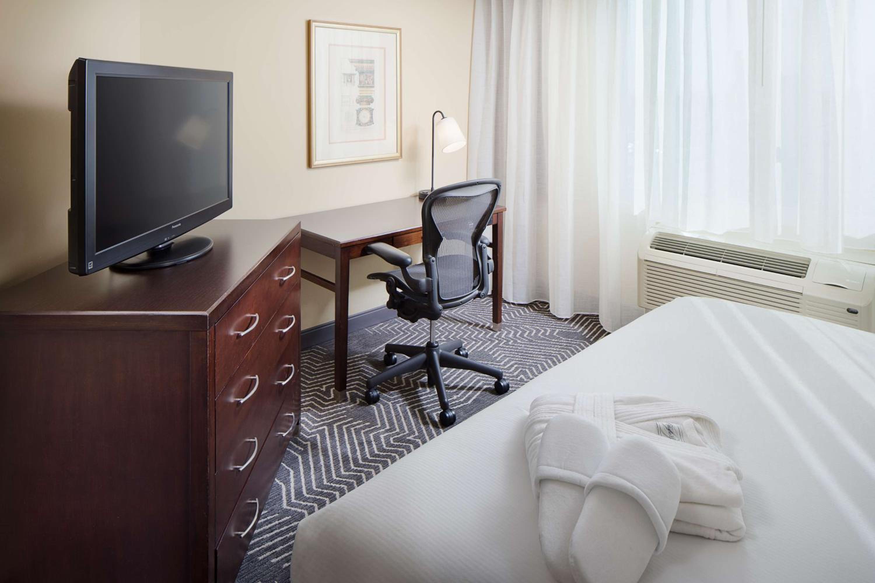 doubletree by hilton los angeles commerce