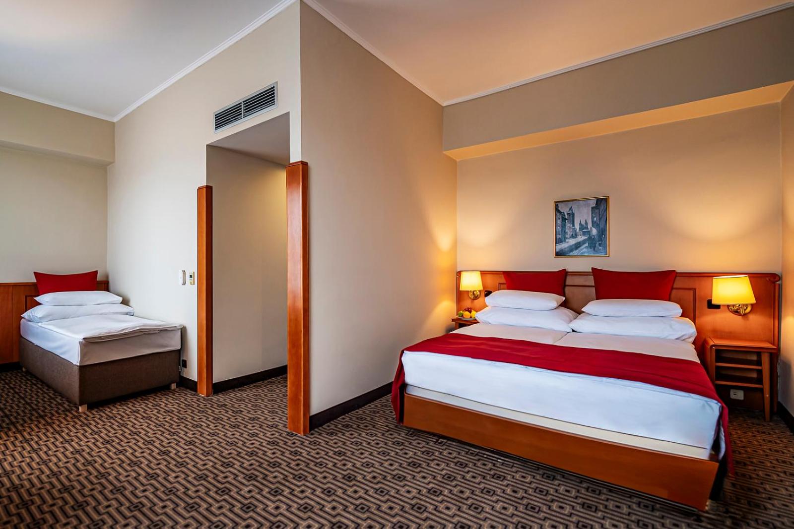 doubletree by hilton los angeles commerce