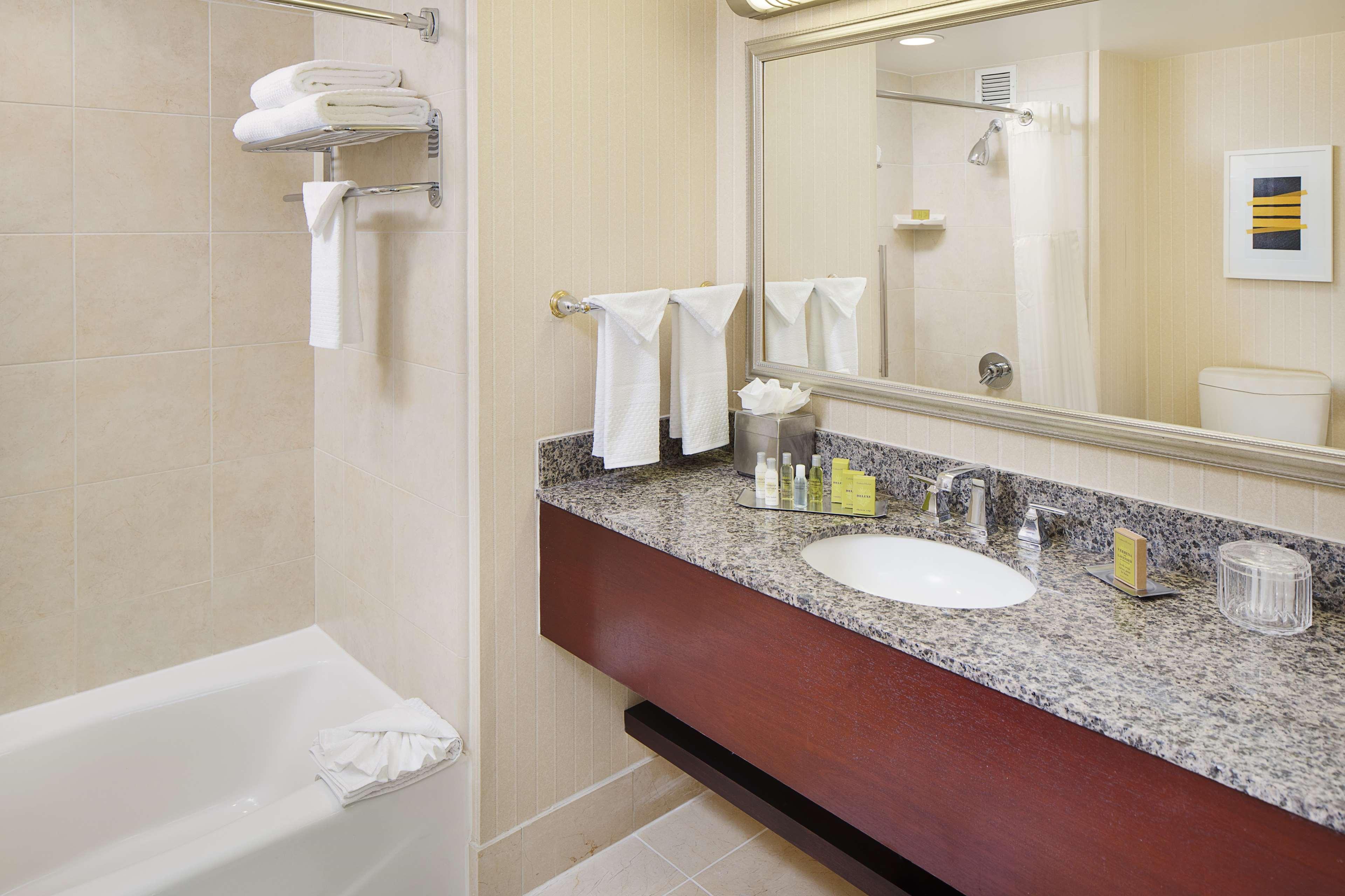 doubletree by hilton los angeles commerce
