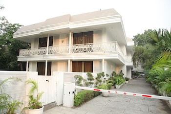 hotel diplomat chanakyapuri