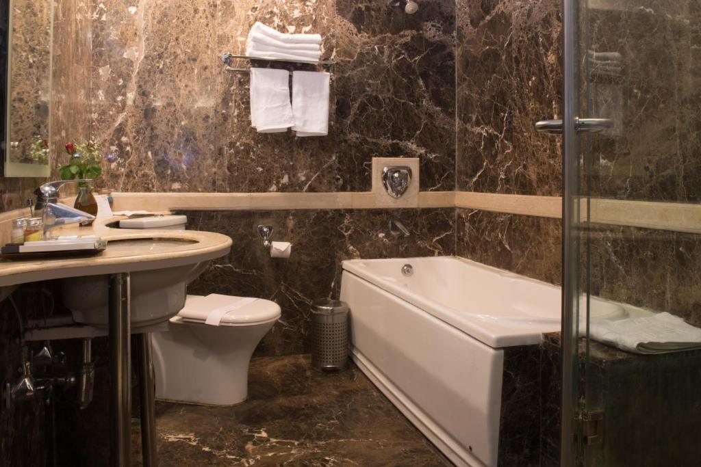 hotel diplomat chanakyapuri