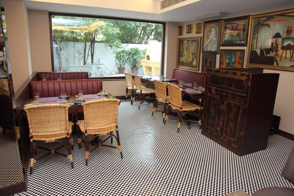 hotel diplomat chanakyapuri