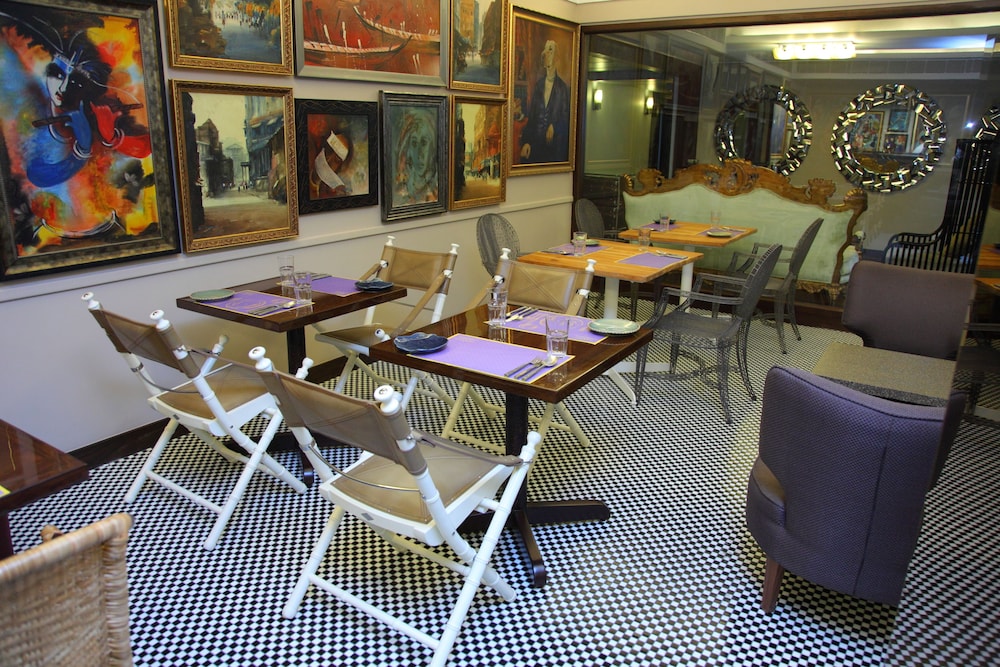 hotel diplomat chanakyapuri