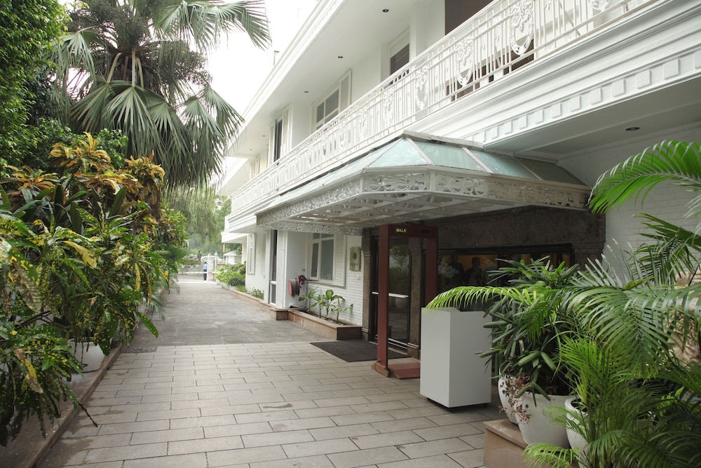 hotel diplomat chanakyapuri