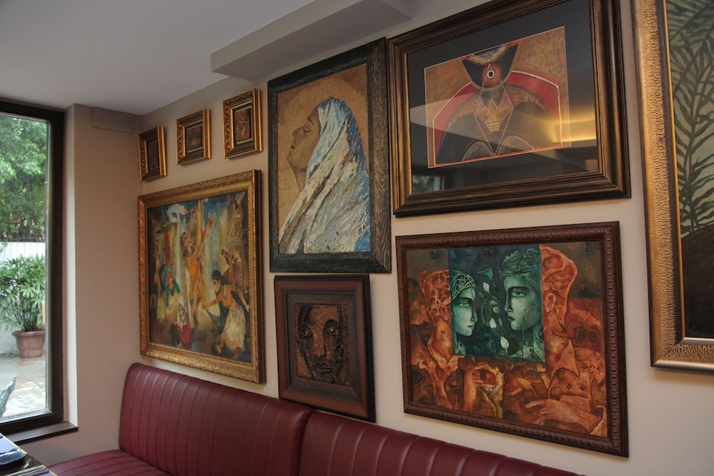 hotel diplomat chanakyapuri