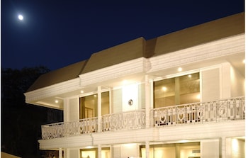 hotel diplomat chanakyapuri