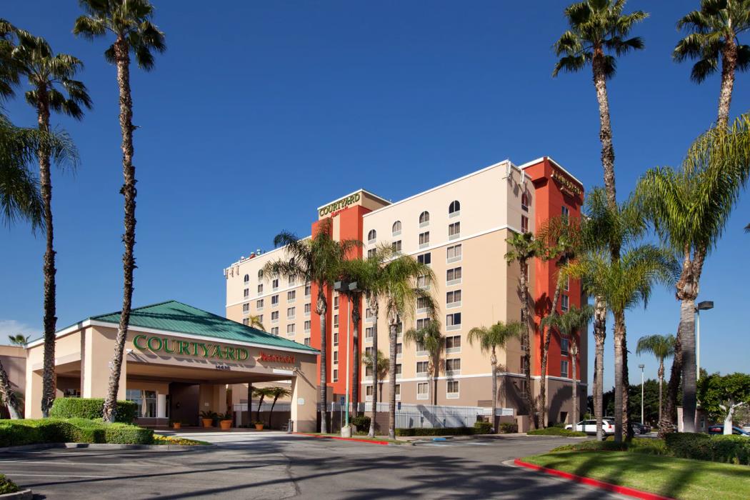 courtyard by marriott baldwin park