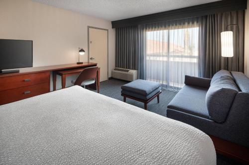 courtyard by marriott la hacienda heights orange county