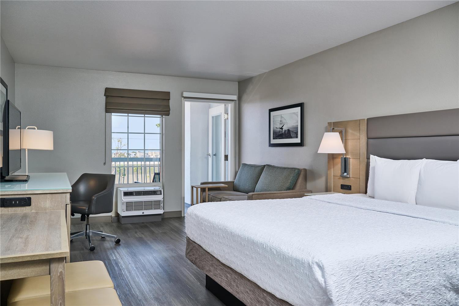 hampton inn and suites hermosa beach