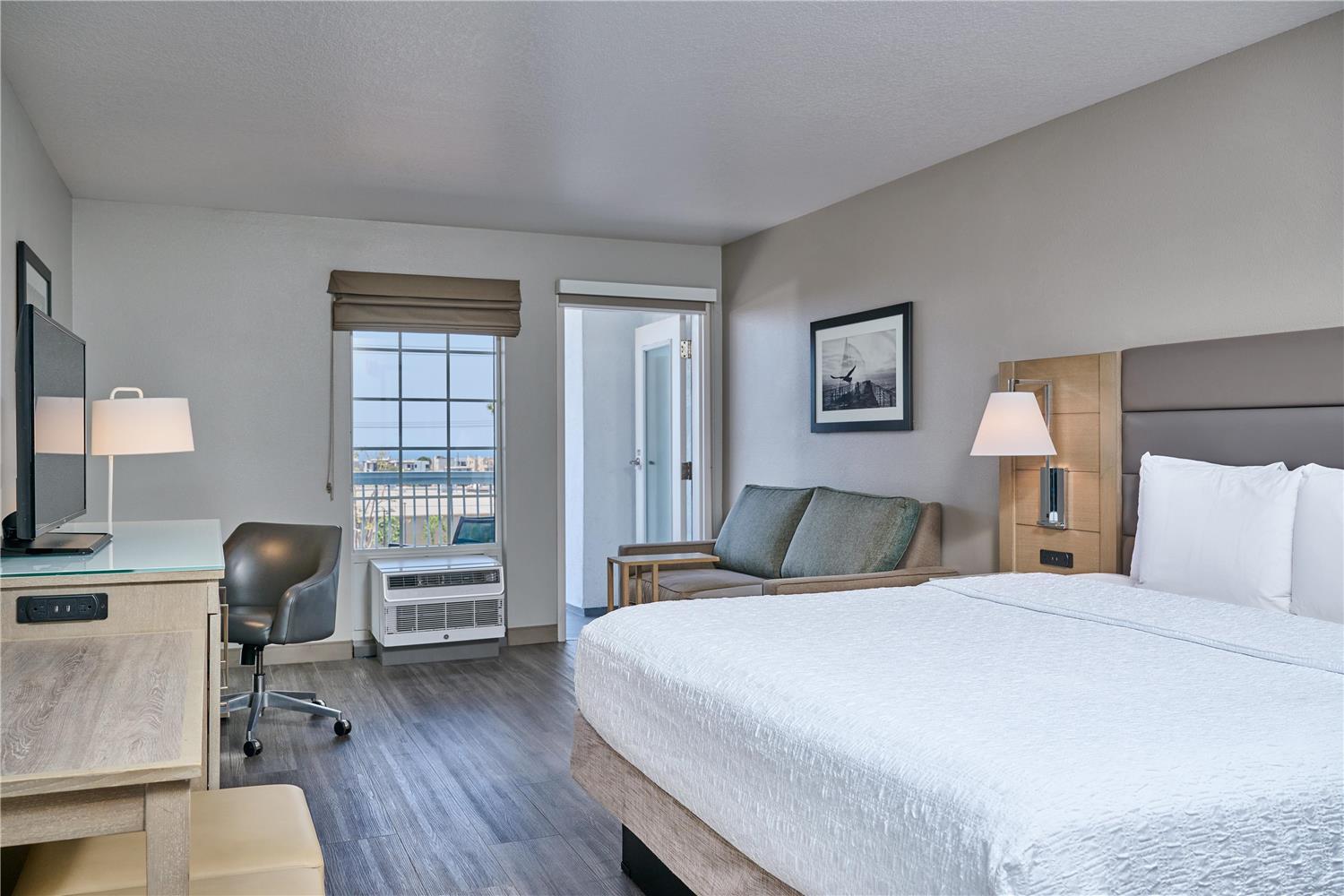 hampton inn and suites hermosa beach