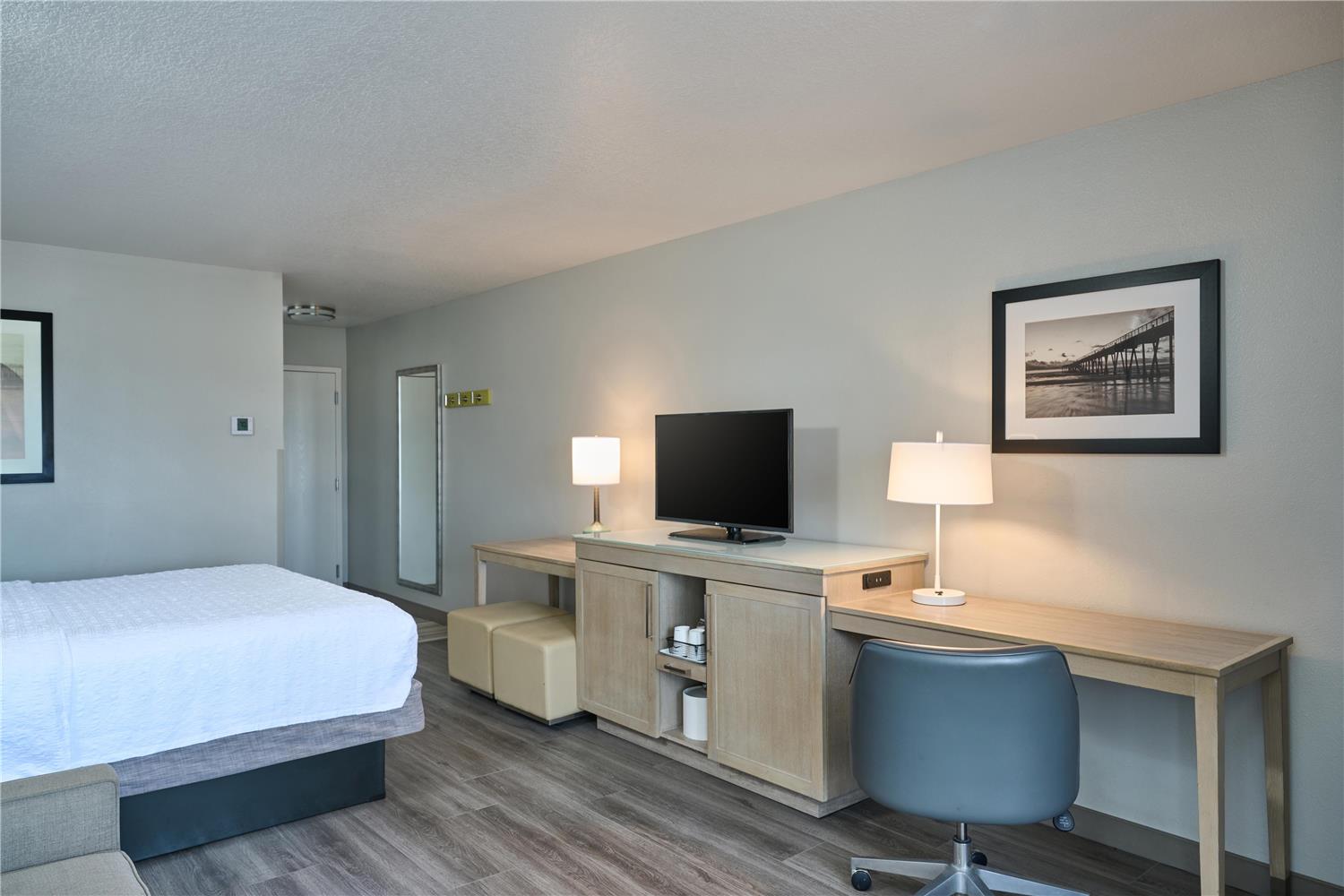 hampton inn and suites hermosa beach